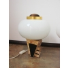 Mleczne szklane klosze lamp vintage